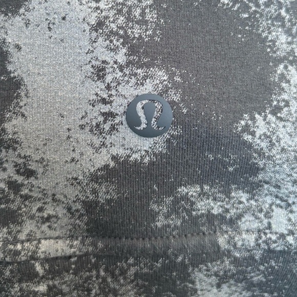 Lululemon men’s hoodie - Picture 10 of 10